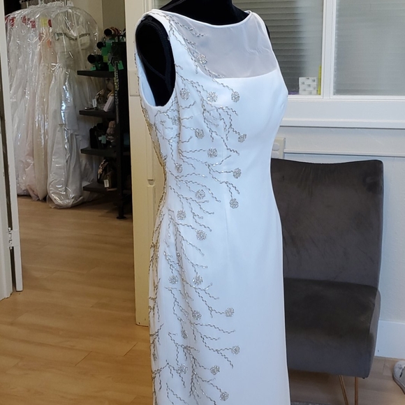 Moonlight Bridal Dresses Size Tag 12 But Runs Small Ivory Chiffon